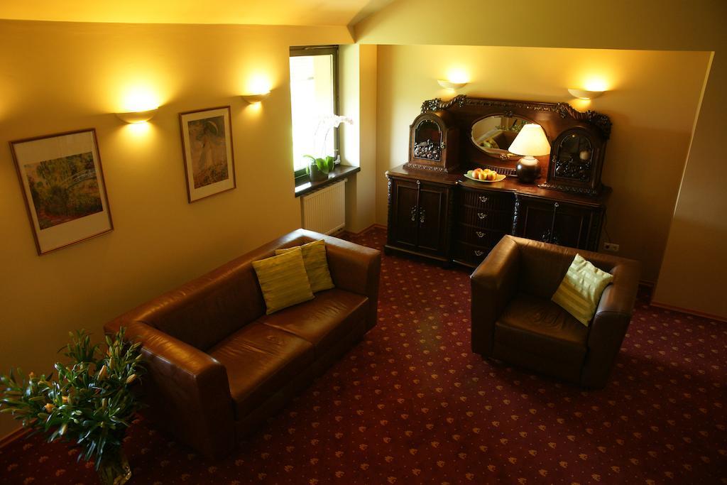 Hotel Grodzki Poznań Buitenkant foto